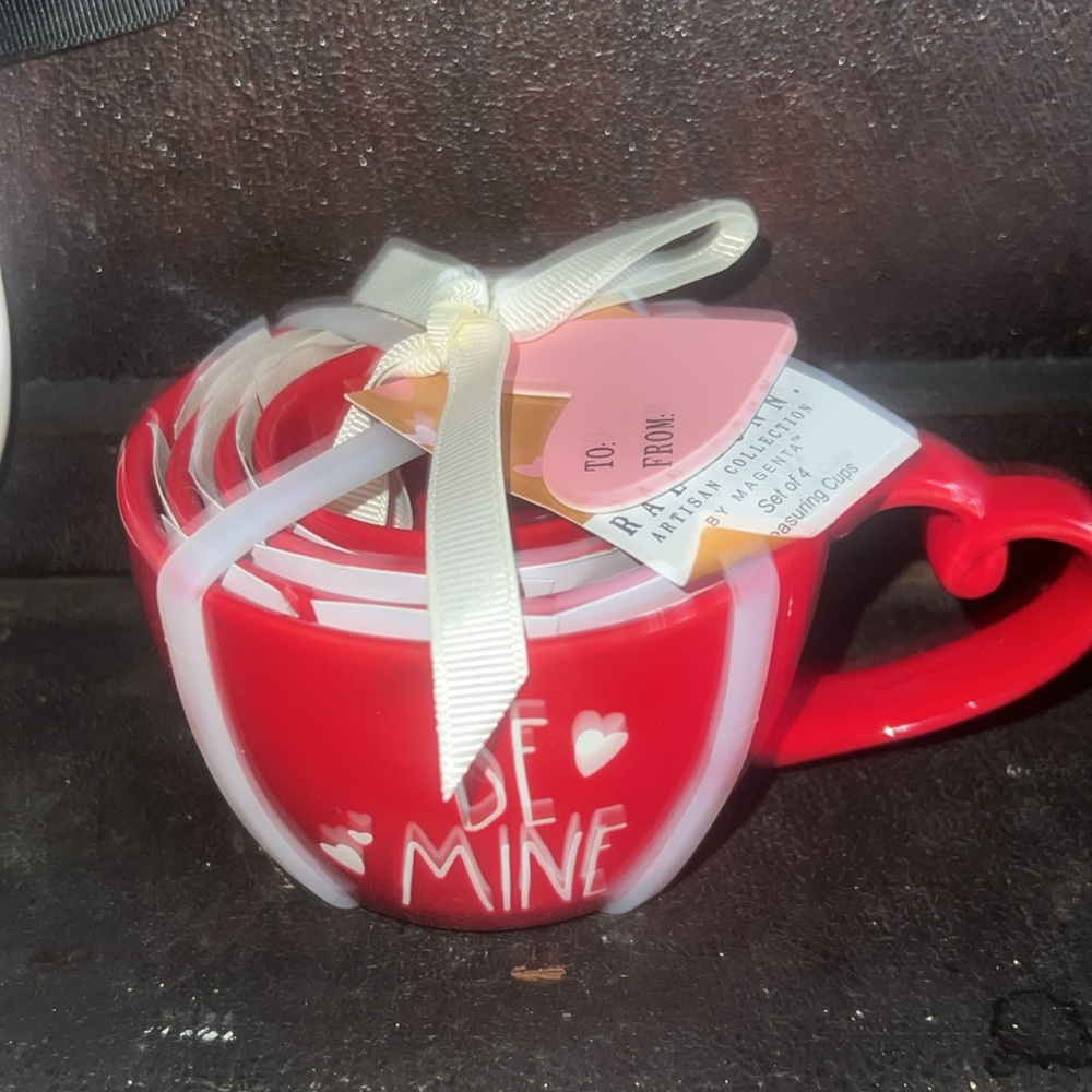 Rae Dunn valentines measuring cups
